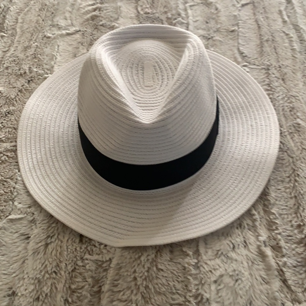 Hat - Picture 4 of 4